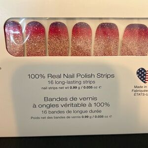 💅 Nuclear Fuchsian Color Street NIP